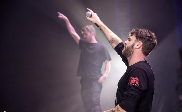 From 500 To 20000 How The Chainsmokers Went From Small