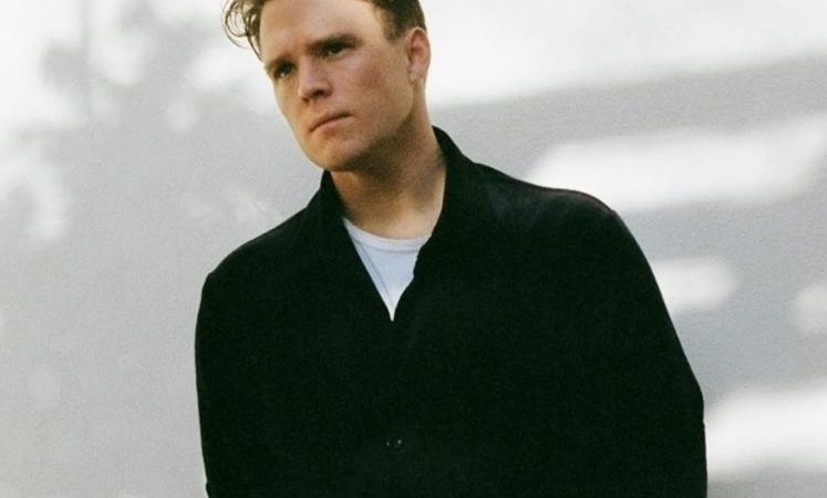 Tourist (Will Phillips)