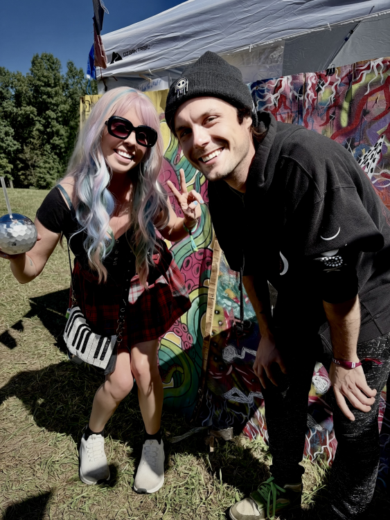 BUTTONZ and Abby Vice